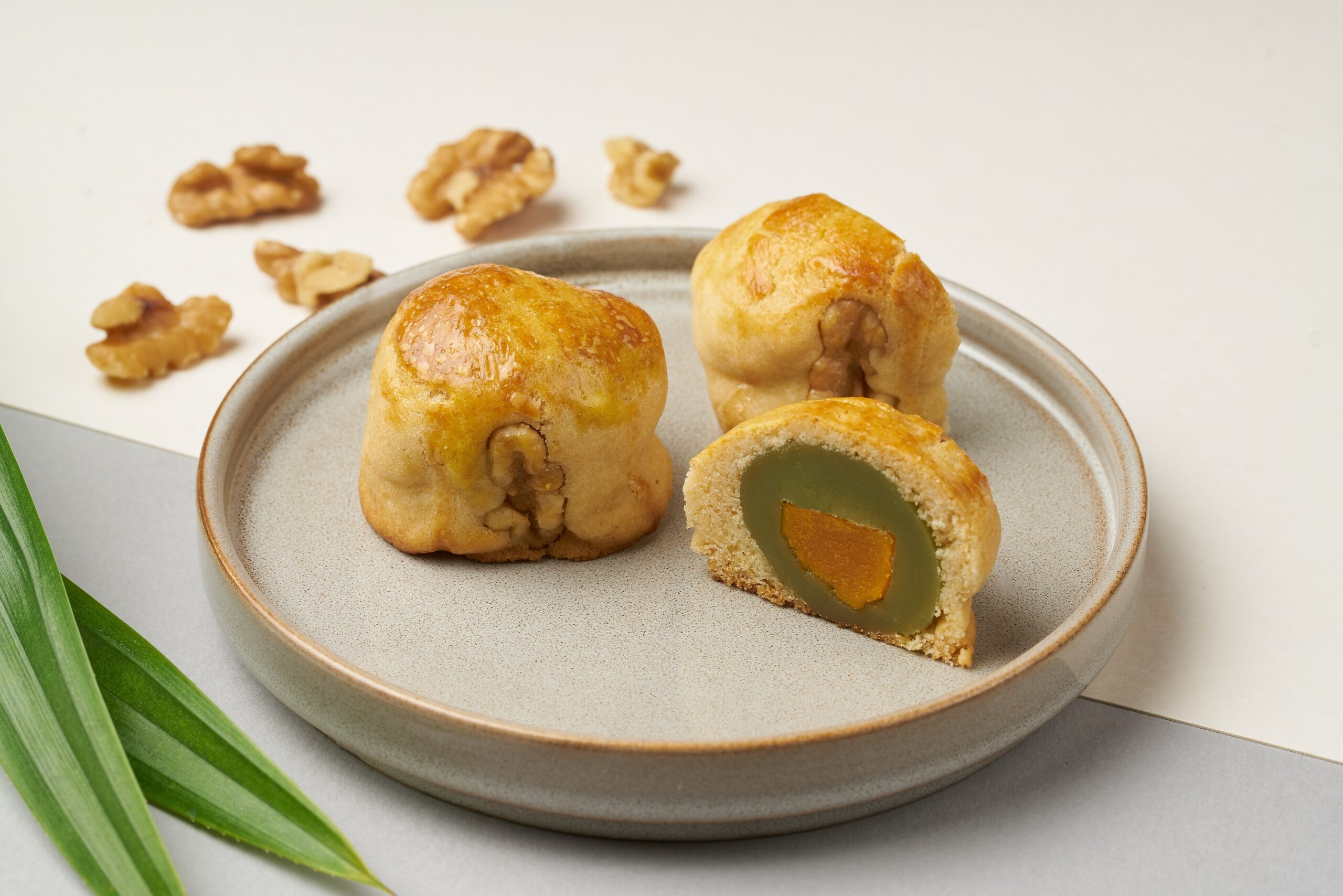 Mini Walnut Pandan