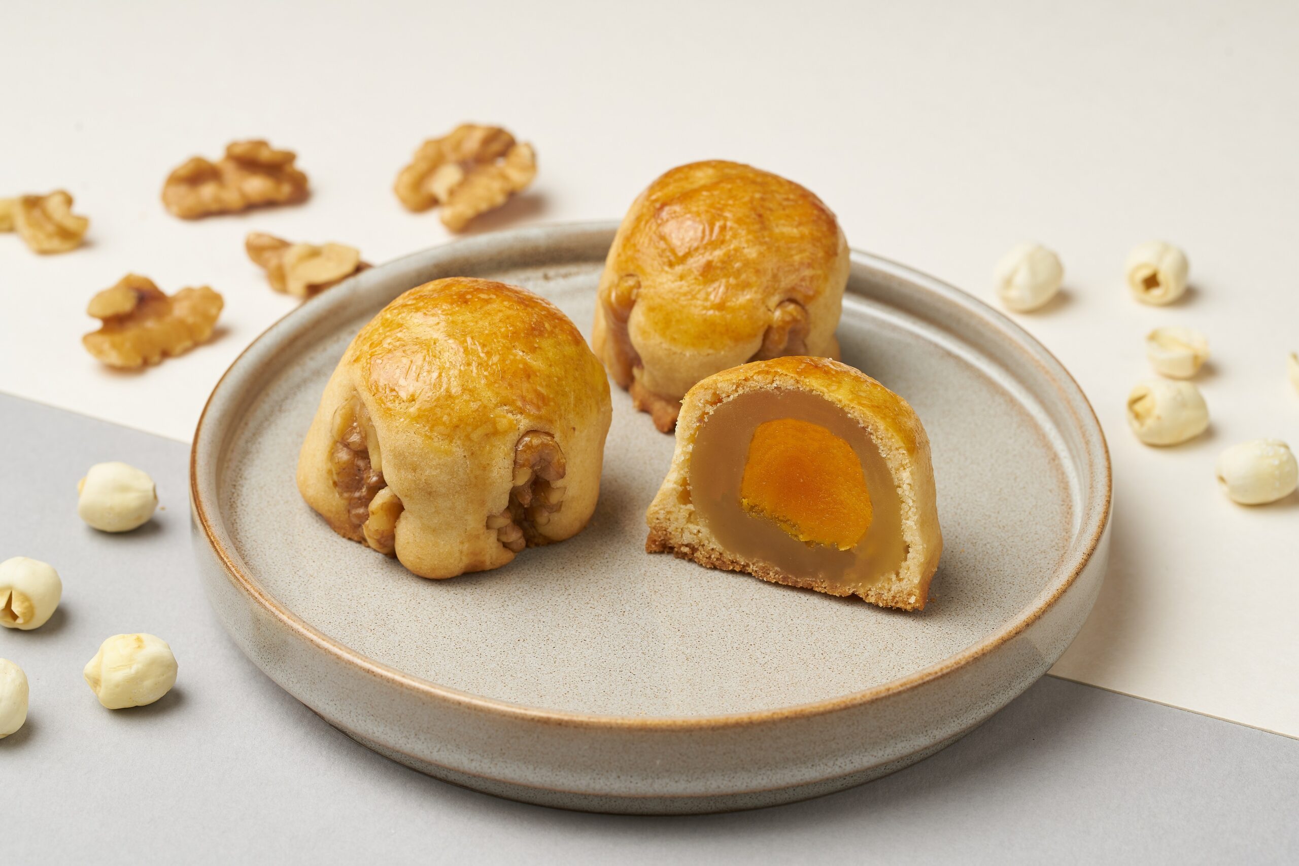 Mini Walnut White Lotus