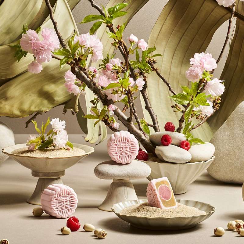sakura_raspberry_truffle_snow-skin_mooncake