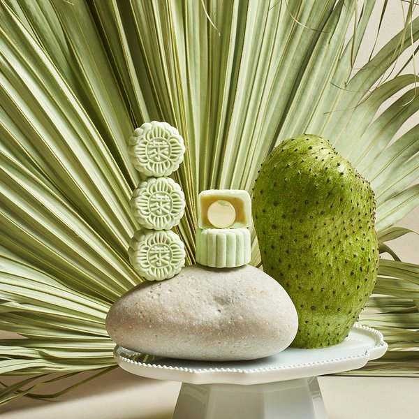 soursop_gin_truffle_snow-skin_mooncake